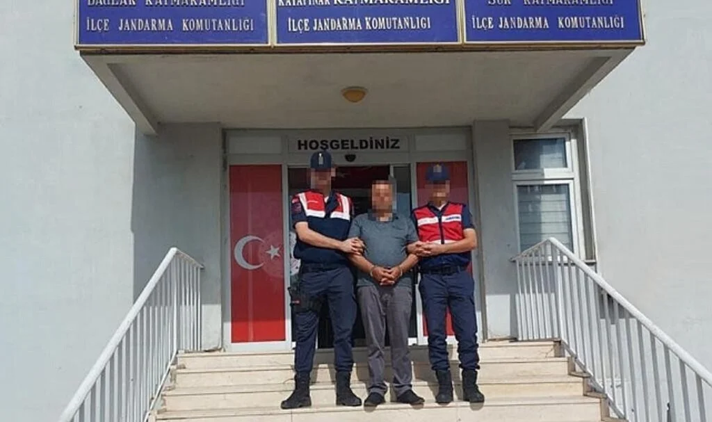 Uyuşturucu ticaretinden 21 yıl hüküm giyen zanlı operasyonla yakalandı