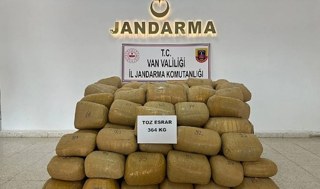 Van'da 364 kilo toz esrar ele geçirildi