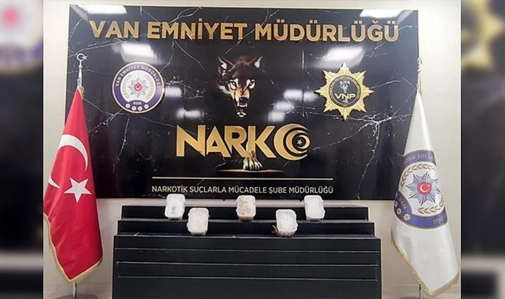 Van’da 5 kilo 632 gram metamfetamin ele geçirildi