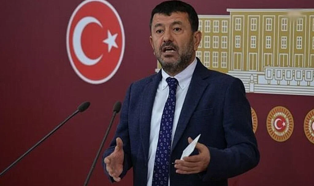 Veli Ağbaba PTT'de Taşeron İşçilerin İşten Atıldığı İddialarını Meclis Gündemine Taşıdı