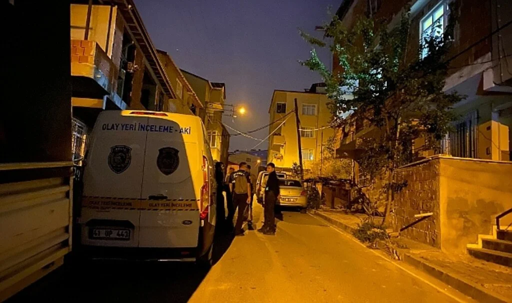 Yaşlı adam zihinsel engelli oğlu tarafından bıçaklanarak öldürüldü