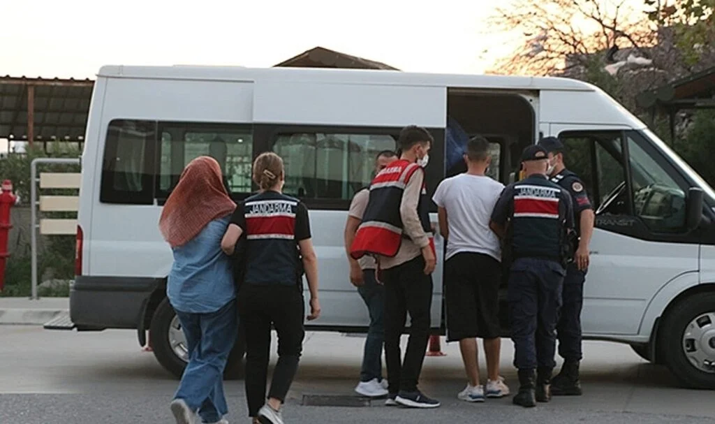 Yunanistan’a kaçmaya çalışan FETÖ üyelerine jandarma engeli
