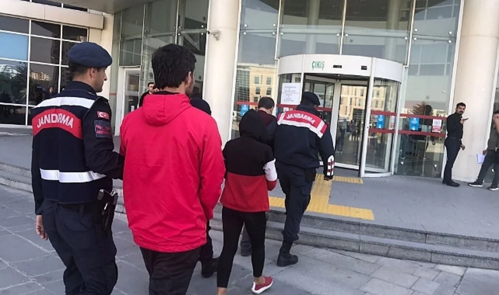 100 bin TL nakit para çalan 3 şahıs yakalandı