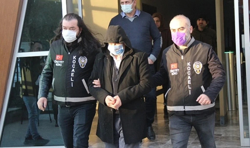 17 yıllık çifte cinayetin sanığı ilk kez hakim karşısında