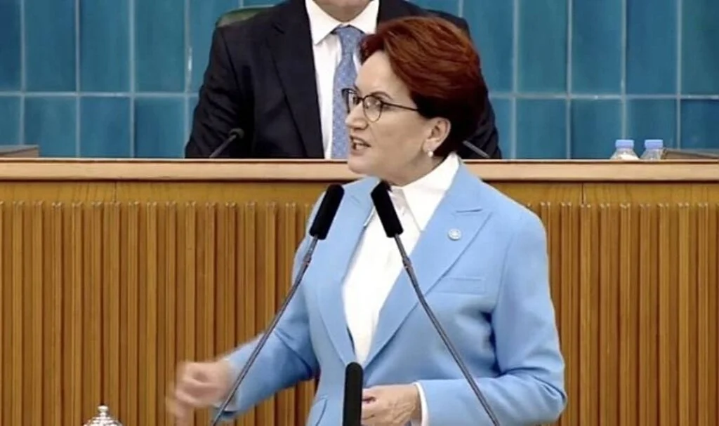 Akşener: Artık karşımızda "milletin adamı" diye ambalajlanan Erdoğan yok, yandaşların, lobilerin, faizcilerin adamı Bay Kriz var
