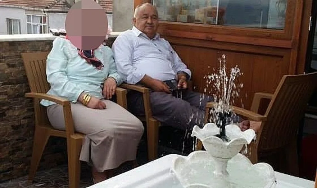 Ara yoldan çıkan aracın kaldırımdaki yayaya çarptığı kazada şoför öldü