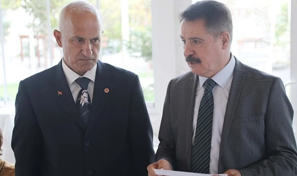 Atakum Belediye Başkanı Deveci’den emekli astsubaylara: "Burası sizin eviniz"