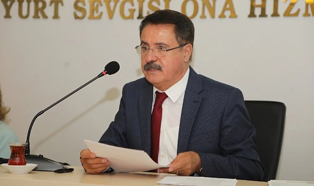 Atakum Belediye Başkanı Deveci 'usulsüzlük' iddiaları hakkında konuştu