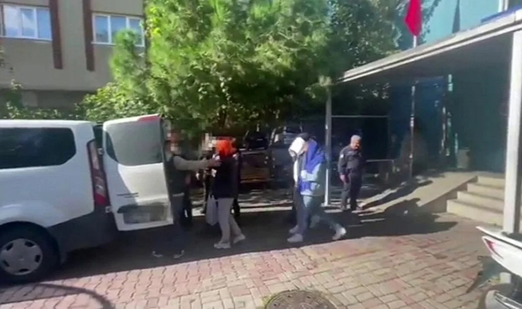 Ataşehir’de özel hastanedeki skandal görüntülere ilişkin gözaltına alınan 8 kişi adliyeye sevk edildi
