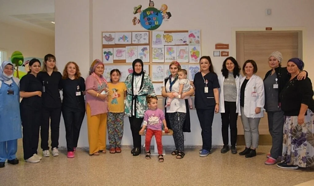 Bafra Devlet Hastanesi'nde Dünya Çocuk Günü etkinliği