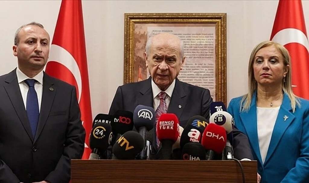 Bahçeli: Başörtüsü düzenlemesi TBMM'ye sunulduğunda MHP bunun gerçekleşmesi için elinden gelen gayreti gösterecektir