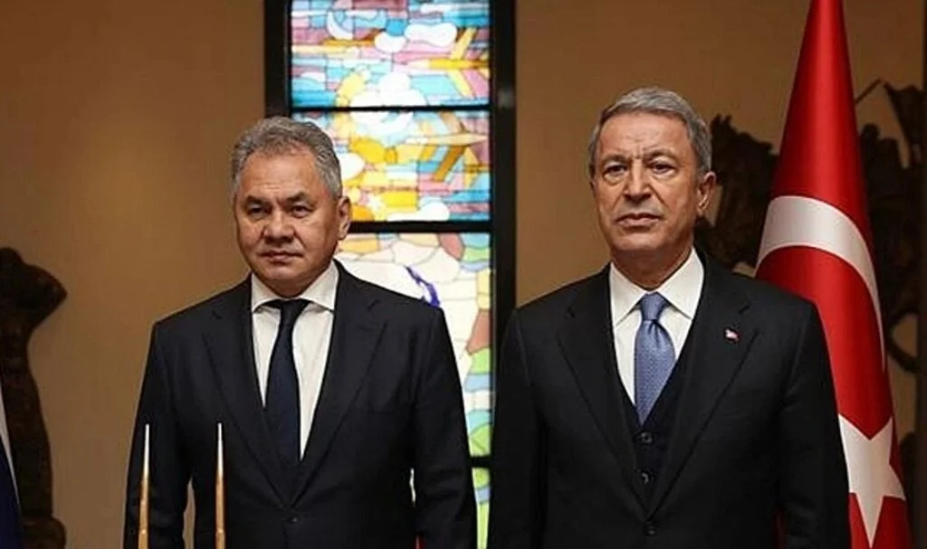 Bakan Akar, Rusya Savunma Bakanı ile tahıl koridoru hakkında görüşecek