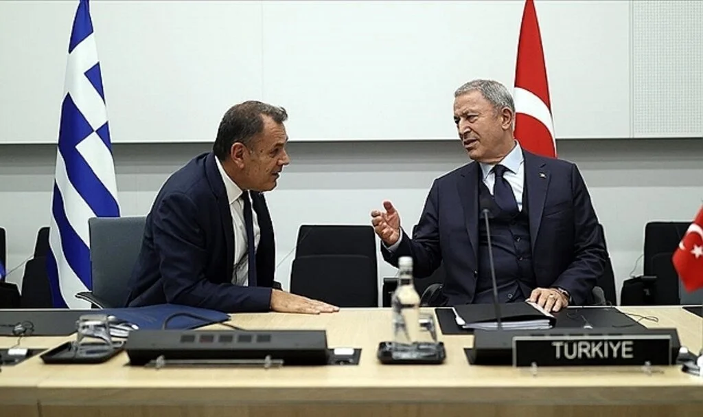 Bakan Akar, Yunanistan Savunma Bakanı ile görüştü