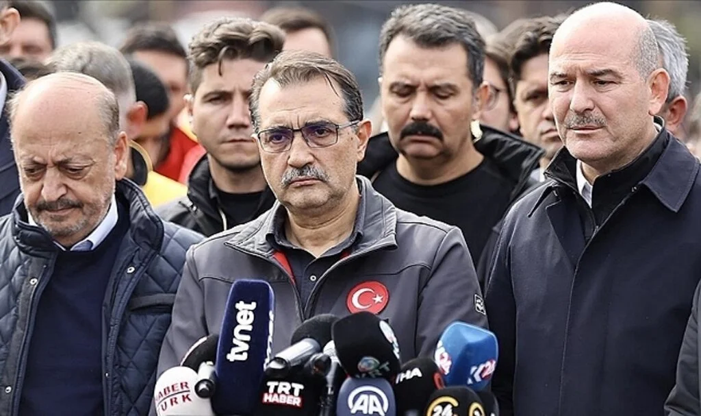 Bakan Dönmez, Amasra'daki maden ocağının galerisindeki yangının büyük oranda kontrol altına alındığını söyledi