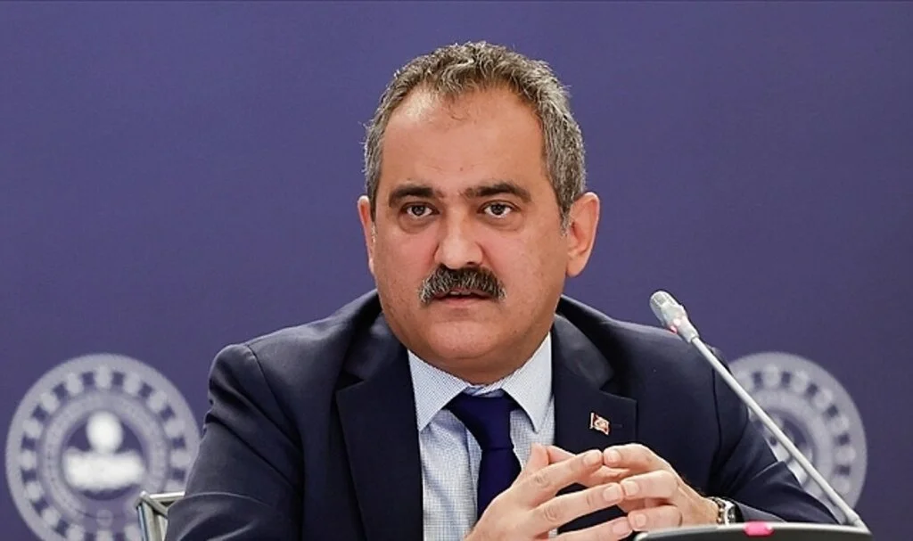 Bakan Özer: Hedefimiz her okulda en az 5 öğretmenin ve yöneticinin ilk yardım eğitiminden geçmesini sağlamak