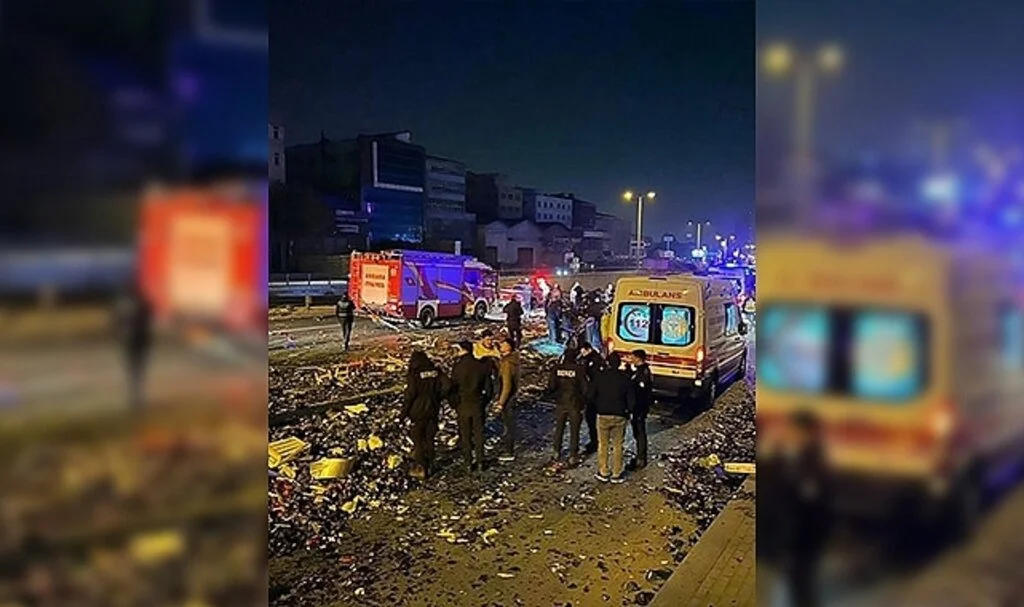Başkentte tır refüje çarptı: 2 yaralı