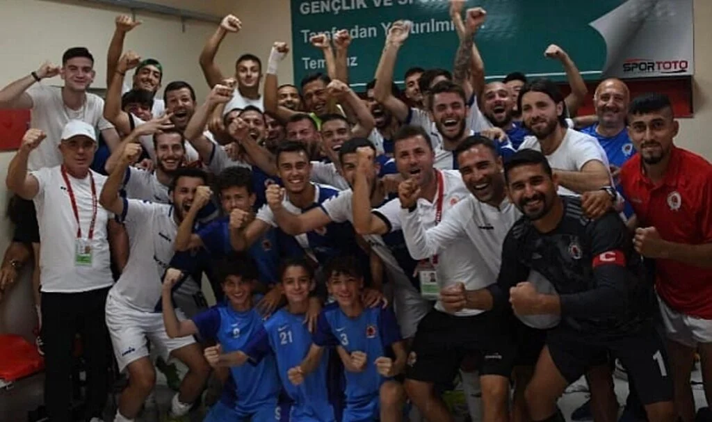 Bölgesel Amatör Lig 4.grup derbisinde gülen Büyükşehir Belediyespor oldu