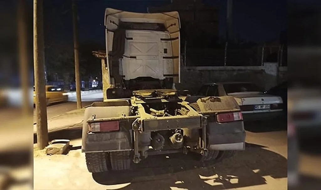 Bozüyük’te tır parkından çalınan çekici Manisa’da bulundu