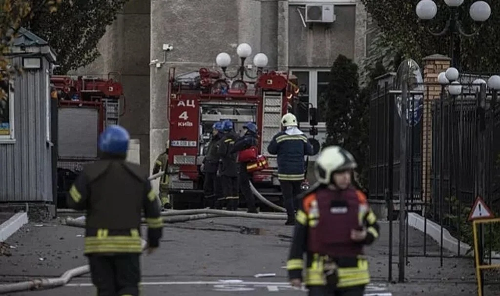 Bu sabaha bombalarla uyandılar! Kiev'e kamikaze dronlarıyla saldırdılar