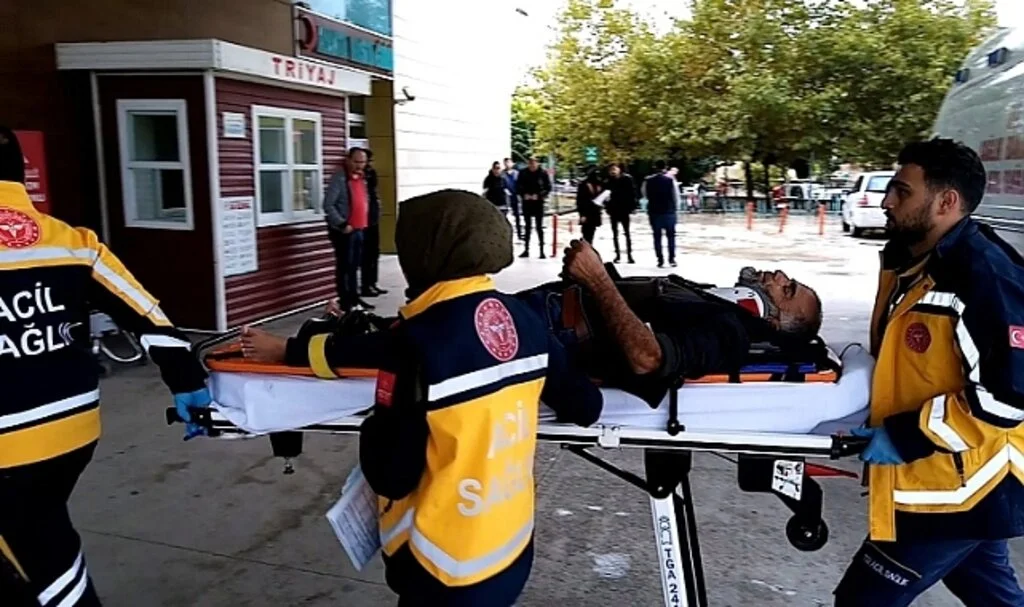 Bursa'da minibüs şarampole yuvarlandı: 1 yaralı