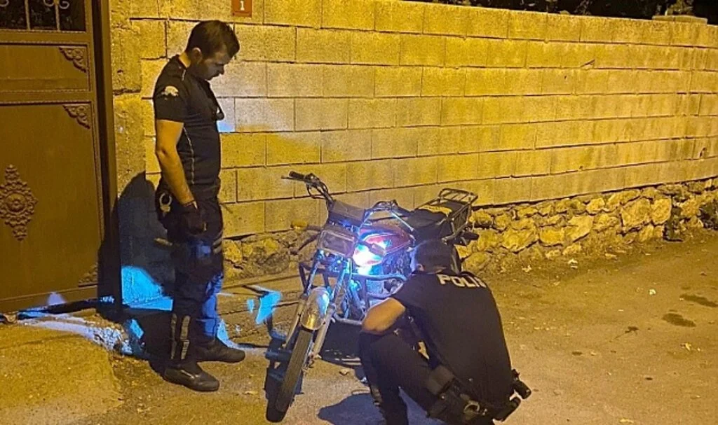 Çalıntı motosikleti Yunus polisleri buldu