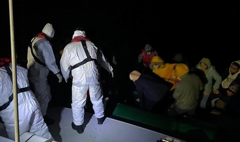Çanakkale’de 47 düzensiz göçmen kurtarıldı