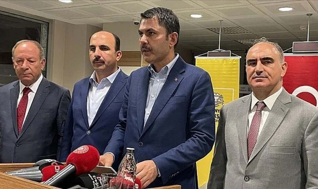 Çevre, Şehircilik ve İklim Değişikliği Bakanı Kurum: 25 Ekim'de aynı anda 5 bin konutun temeli atılıyor