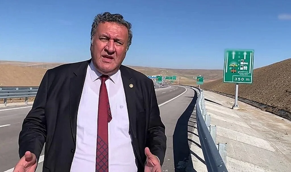 CHP Niğde Milletvekili Ömer Fethi Gürer'den Bakan Karaismailoğlu 'na : " Garanti Edilen Araç Sayısı ve Kamu Zararını Açıklamaktan Kaçınıyor"