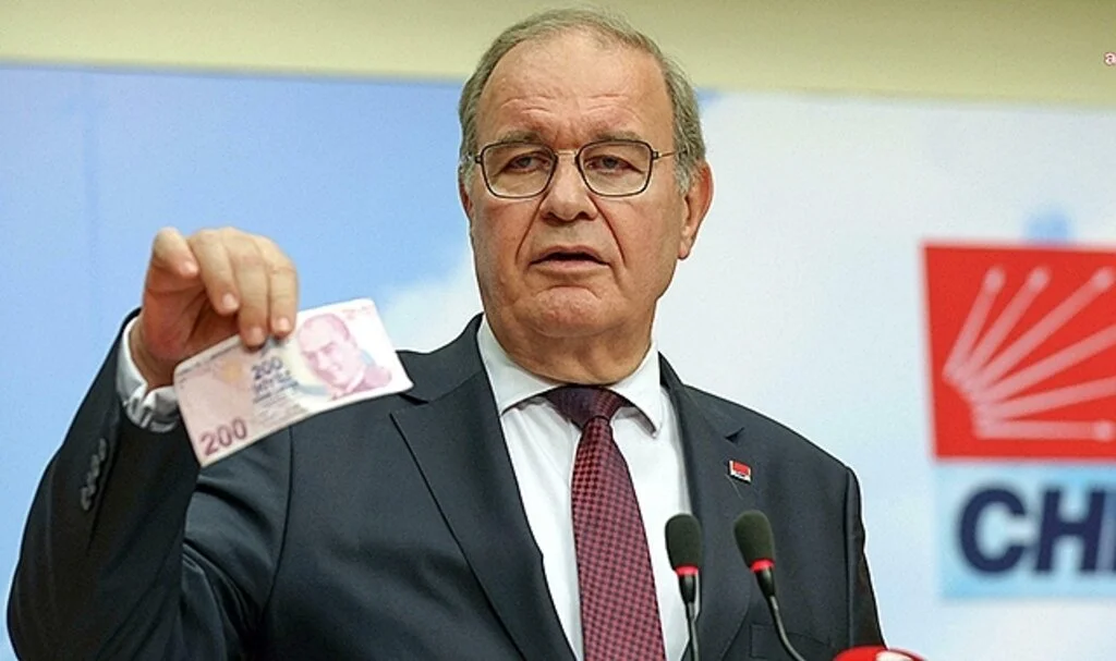 CHP Sözcüsü Faik Öztrak: "Kasada tek sent yok’ diyebilmek için bile 58,5 milyar dolara ihtiyaç var"