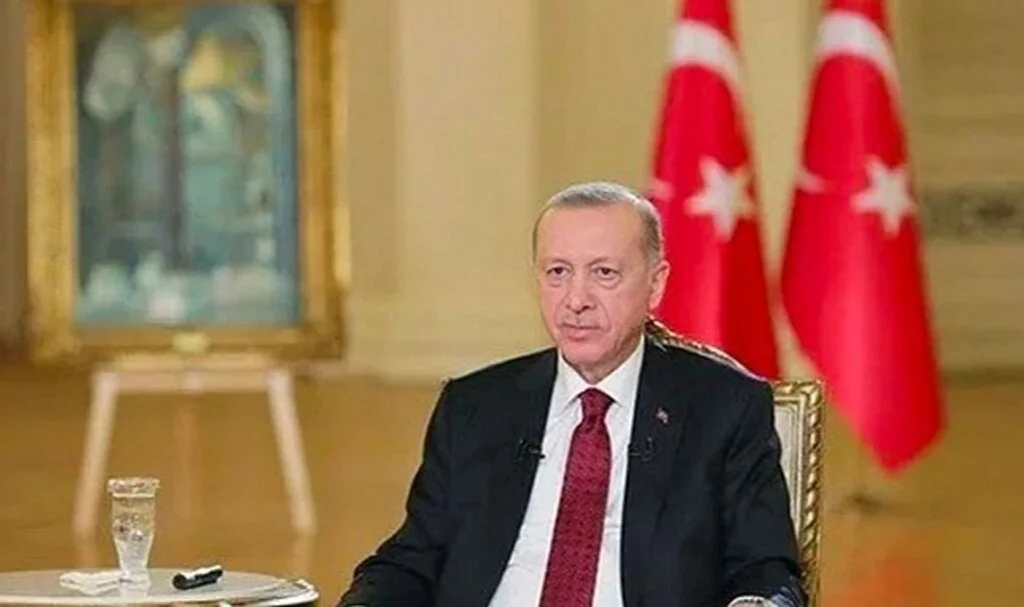 Cumhurbaşkanı Erdoğan: Bay Kemal sen bizim Türkiye'de, Türkiye dışında kazandırdığımız eserlerle ancak turistik seyahat yaparsın