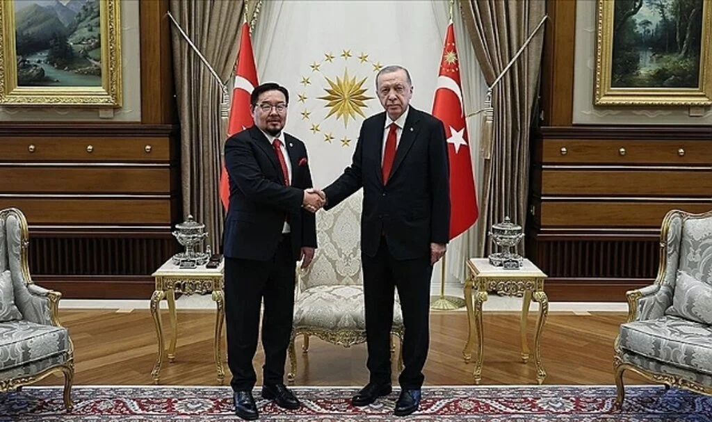 Cumhurbaşkanı Erdoğan, Moğolistan Ulusal Büyük Kuralı Başkanı Gombojav'u kabul etti
