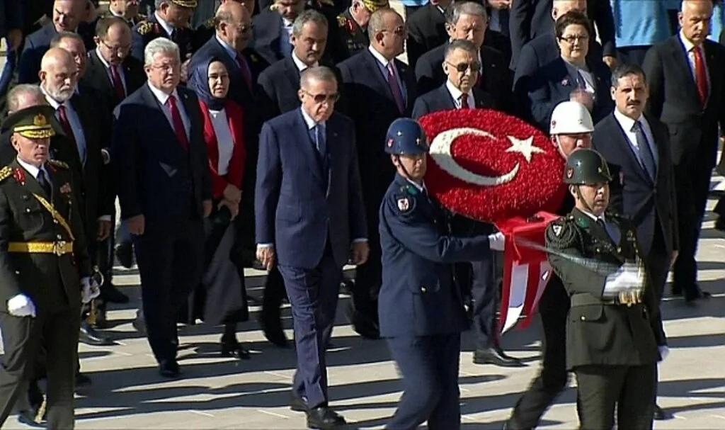 Cumhurbaşkanı Erdoğan ve devlet erkanı Anıtkabir'de