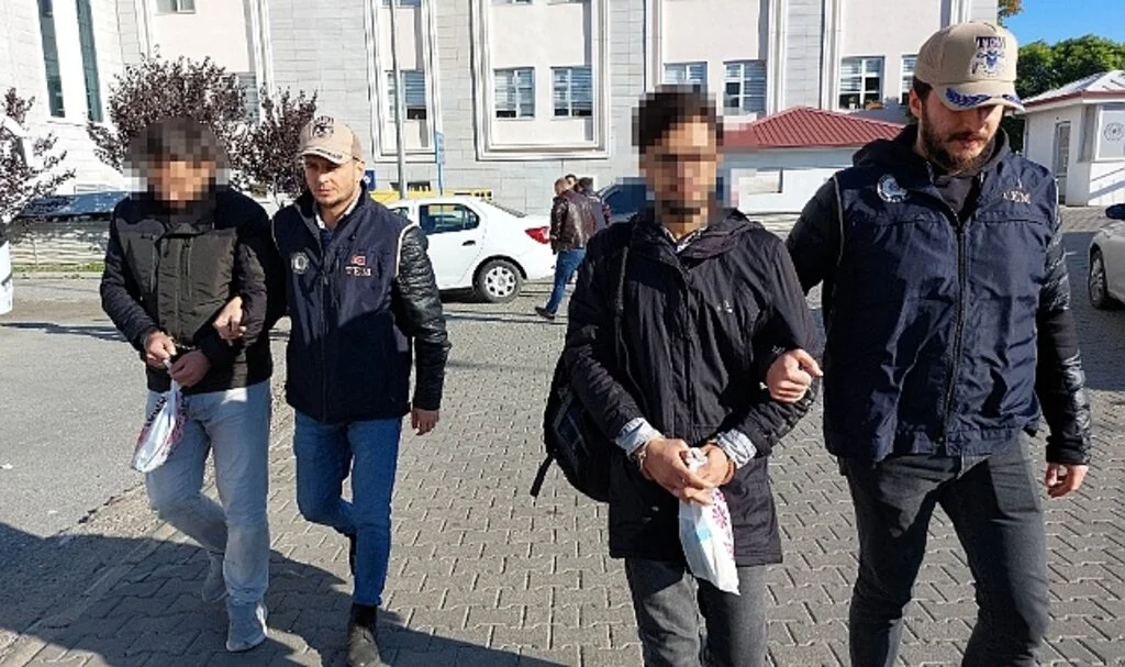 DEAŞ'ın çatışma bölgesinde örgüt üyelerine gönderilen para Samsun'da ele geçirildi: 3 gözaltı