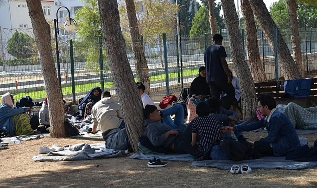 Didim’de 53 düzensiz göçmen yakalandı