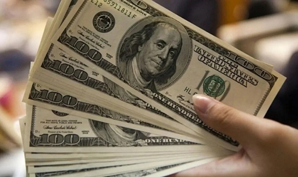 Dolarda yarım asırlık şok hareket! Dev bankadan yeni 'zirve' tahmini geldi