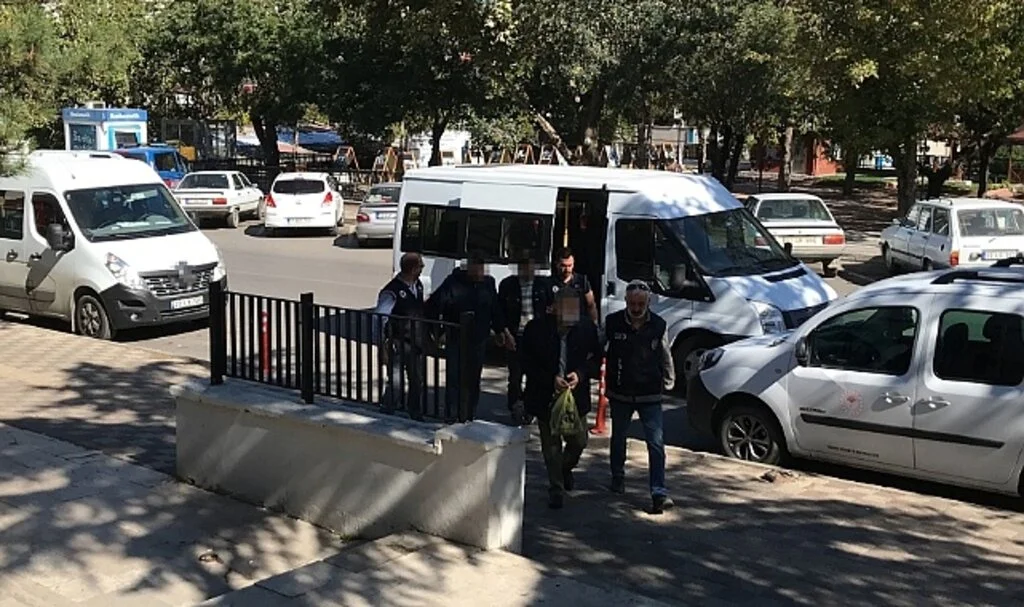 Edirne’de Fetö operasyonu: 4 şüpheli gözaltına aldı