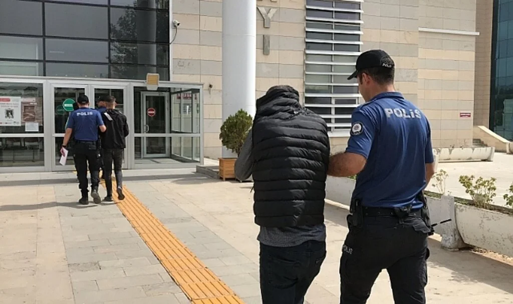 Elazığ’da hırsızlık yapan 3 şüpheli yakalandı
