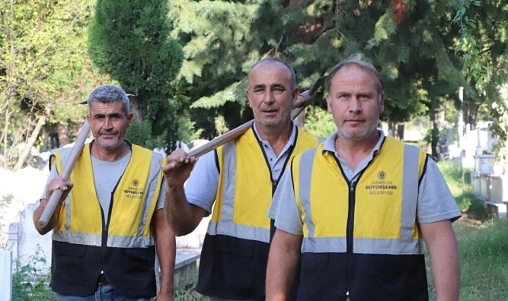 En hüzünlü anların şahitleri: Mezarcılar