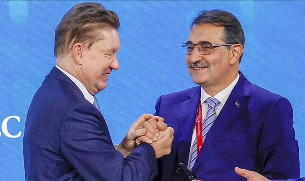 Enerji ve Tabii Kaynaklar Bakanı Dönmez, Gazprom Başkanı Miller ile görüştü