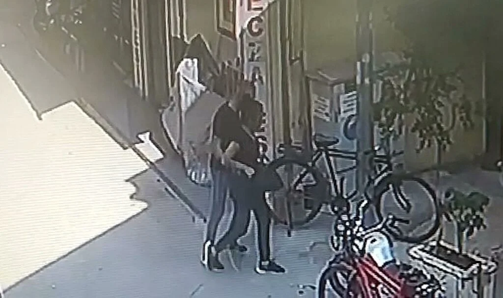 Erkek arkadaşı tarafından darp edilen kadın “düştüm” diyerek şikayetçi olmadı