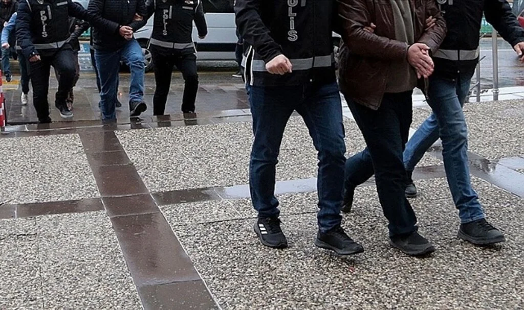 FETÖ'ye yönelik Gazi Turgut Aslan Operasyonu genişletiliyor