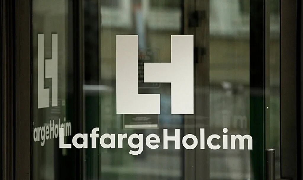 Fransız çimento devi Lafarge, DEAŞ’a yardım ettiği yönündeki suçlamaları kabul etti