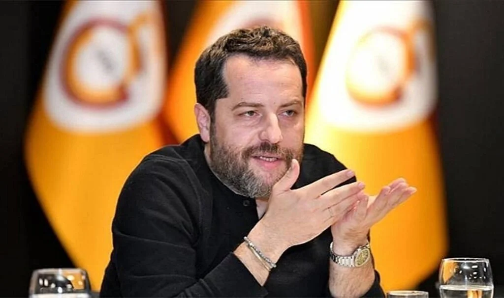 Galatasaray Başkanvekili Erden Timur'dan sert açıklamalar:"Bu kurguyu bozar, yapanın başına yıkarız"
