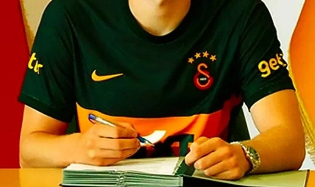 Galatasaray'dan o isme yeni sözleşme! Maaşı iyileştirildi