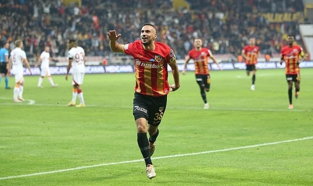 Galatasaray'ın 6 maçlık yenilmezlik serisi Kayseri'de sona erdi!