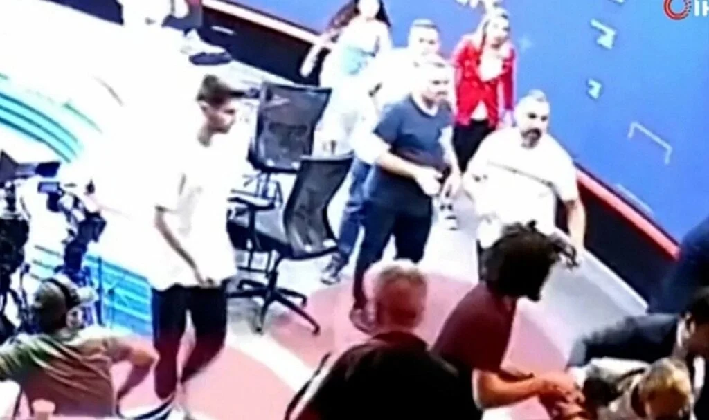 Gazeteci Latif Şimşek'i darp eden sanık için karar
