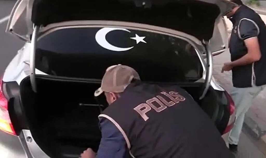 Gaziantep'te dev huzur uygulaması: 22 gözaltı
