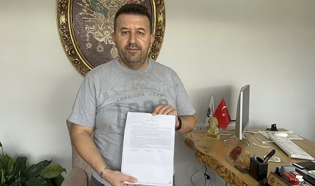 Hataylı gazeteci kart dolandırıcılarının kurbanı oldu
