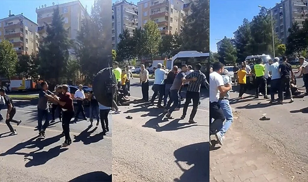 Hem park halindeki otomobile çarptı, hem de meydan dayağı yedi