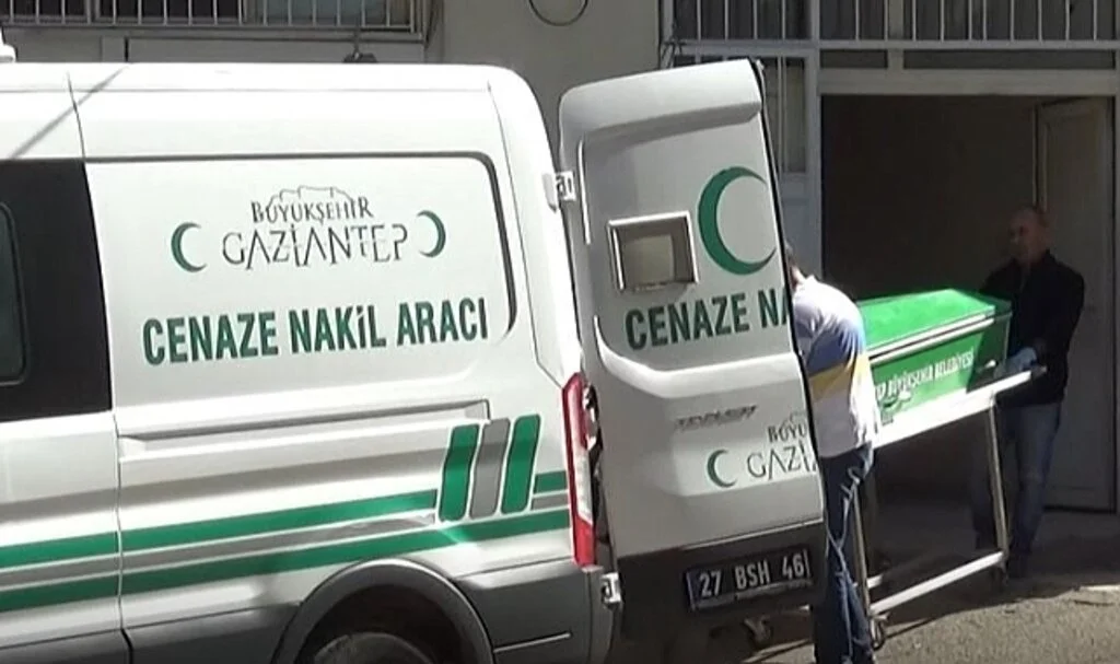 İnfaz kuruma memuru, kayınbiraderinin bıçaklı saldırısında öldü